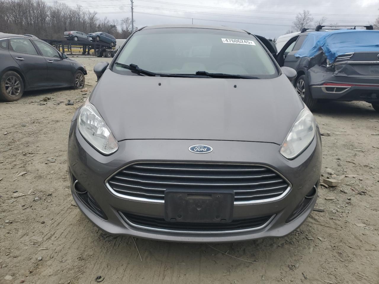 2014 Ford Fiesta - Image 5