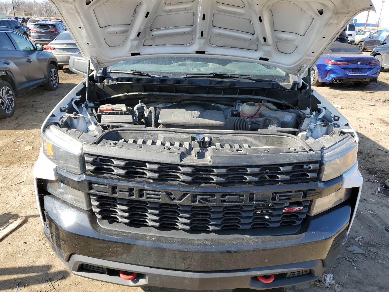 2021 Chevrolet Silverado - Image 11