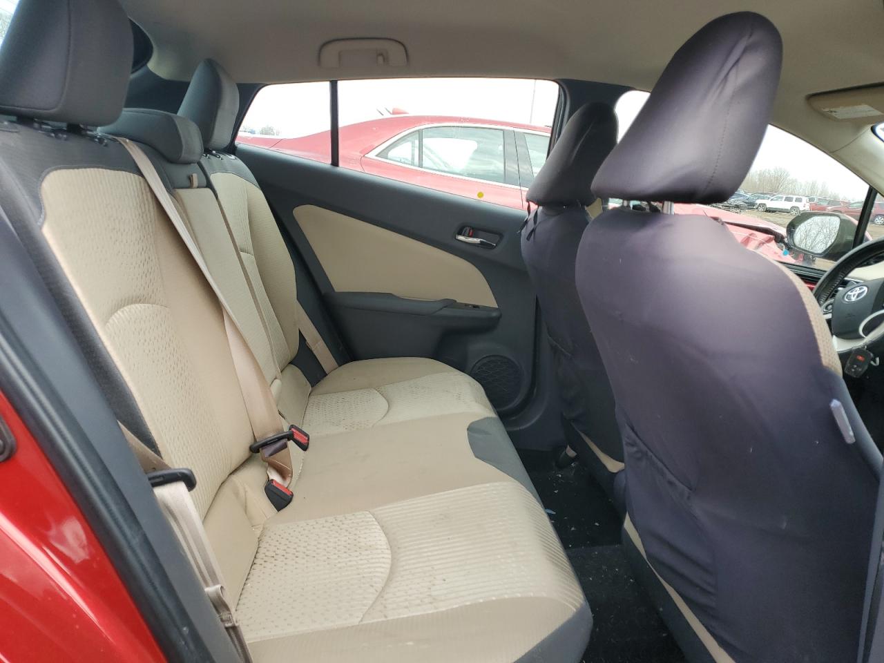 2016 Toyota Prius - Image 10