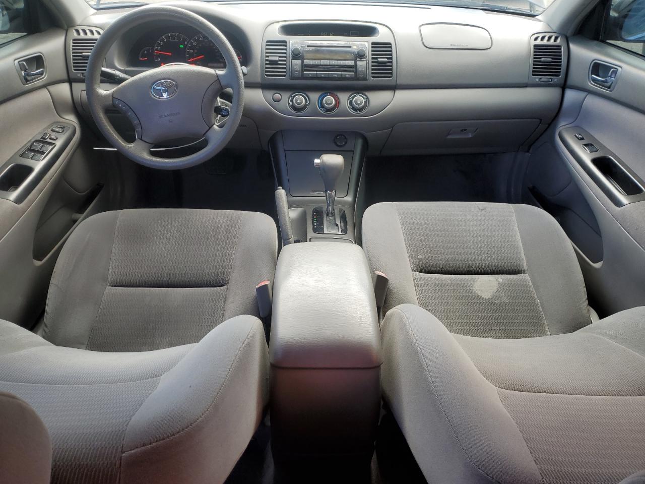 2005 Toyota Camry - Image 8