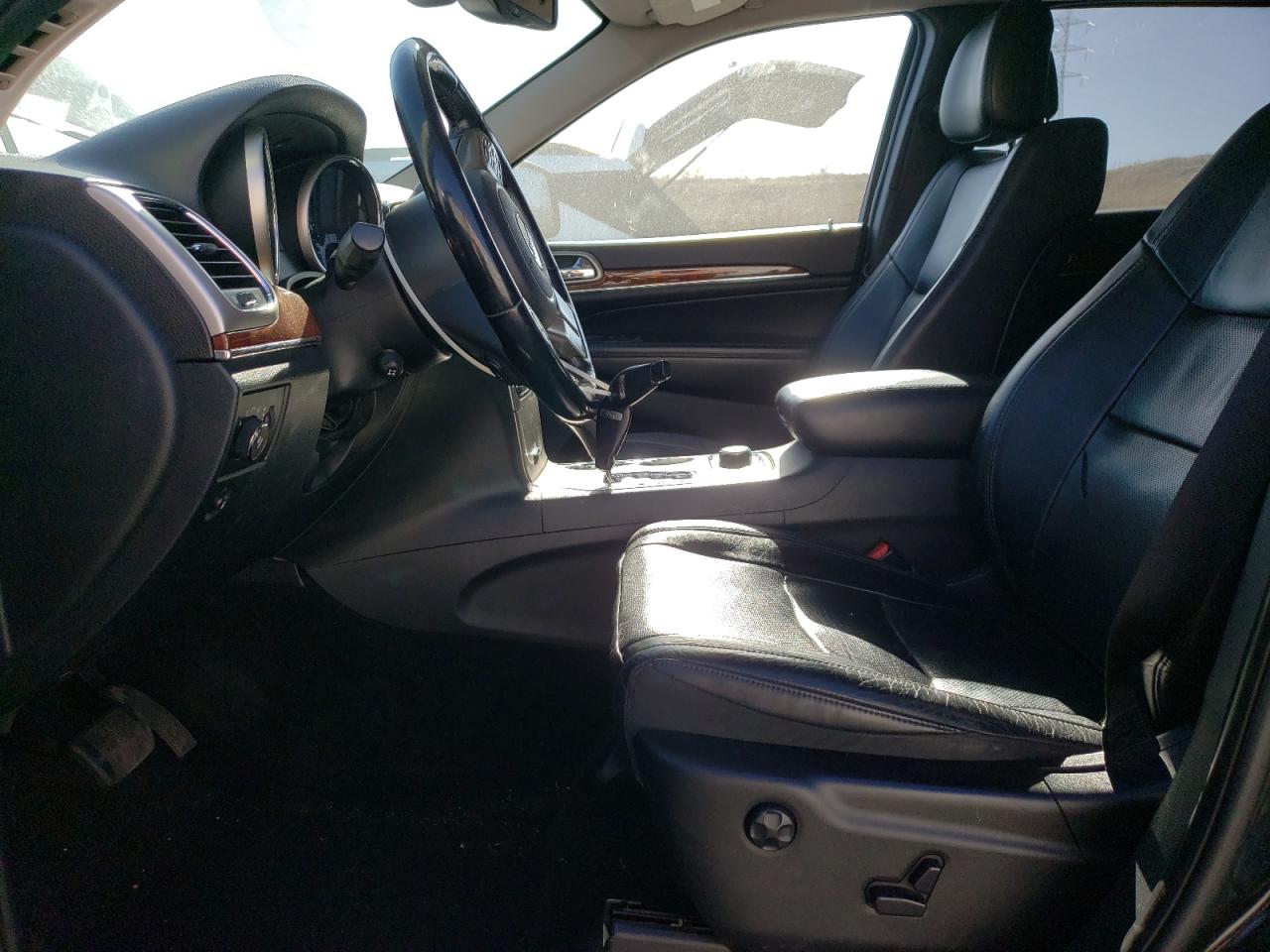 2012 Jeep Grand Cherokee - Image 7