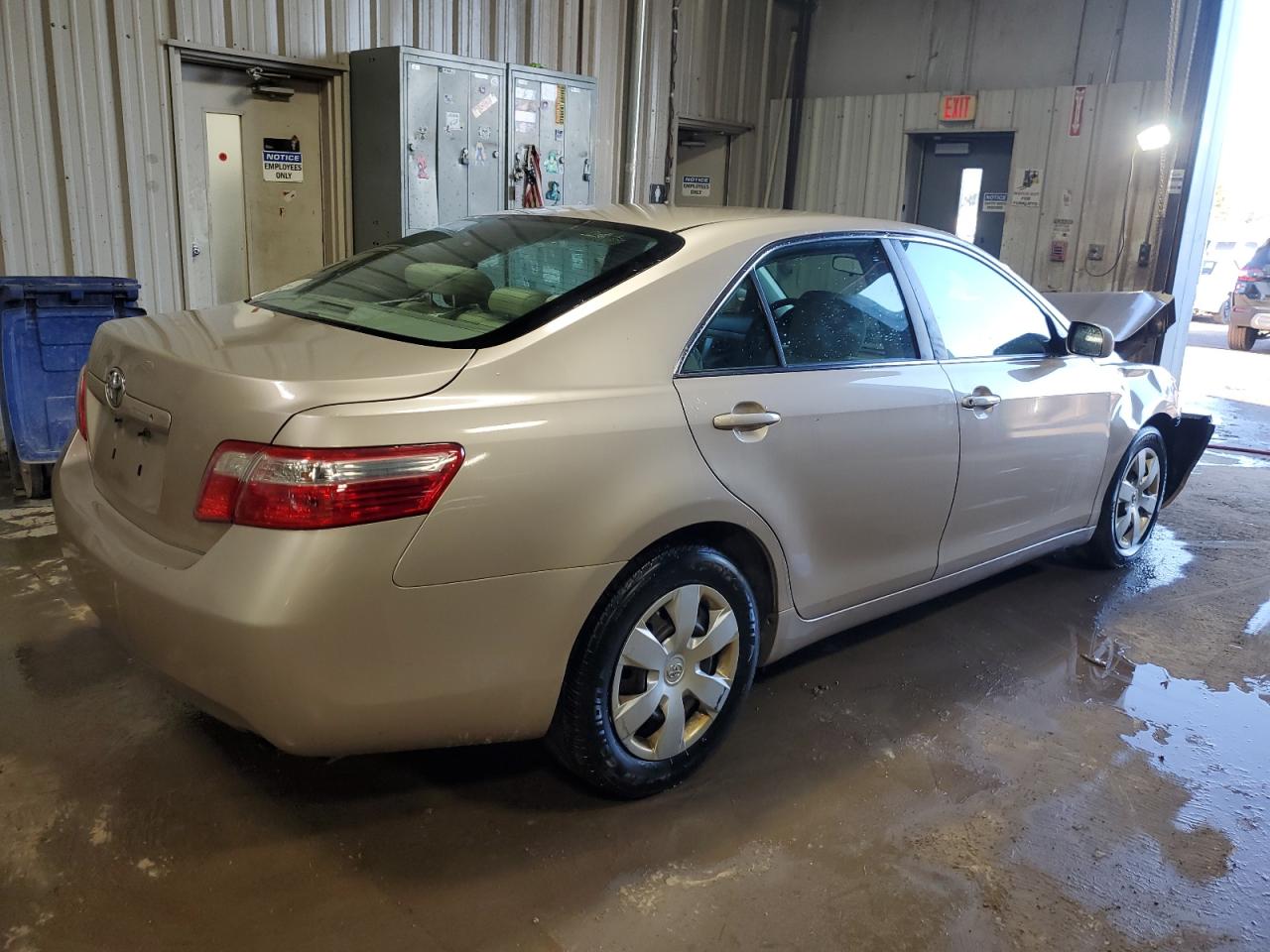 2009 Toyota Camry - Image 3