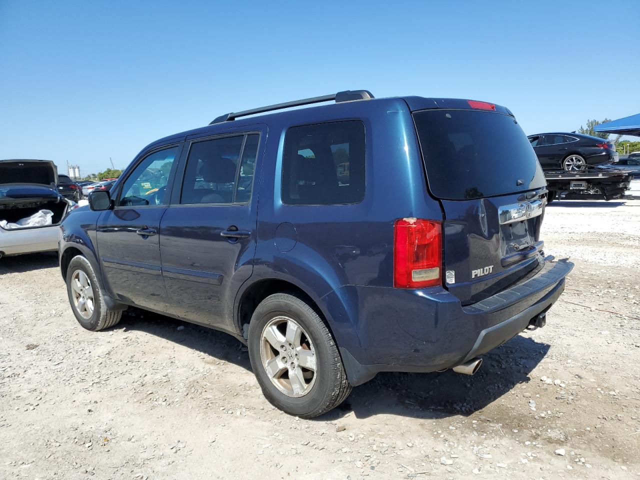 2011 Honda Pilot - Image 2