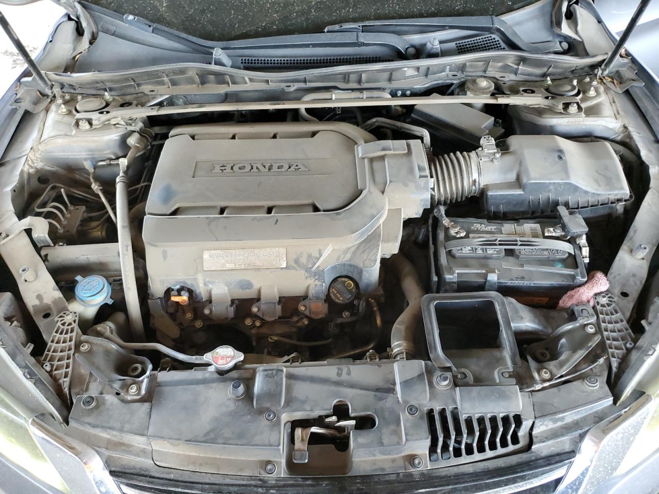 2013 Honda Accord - Image 11