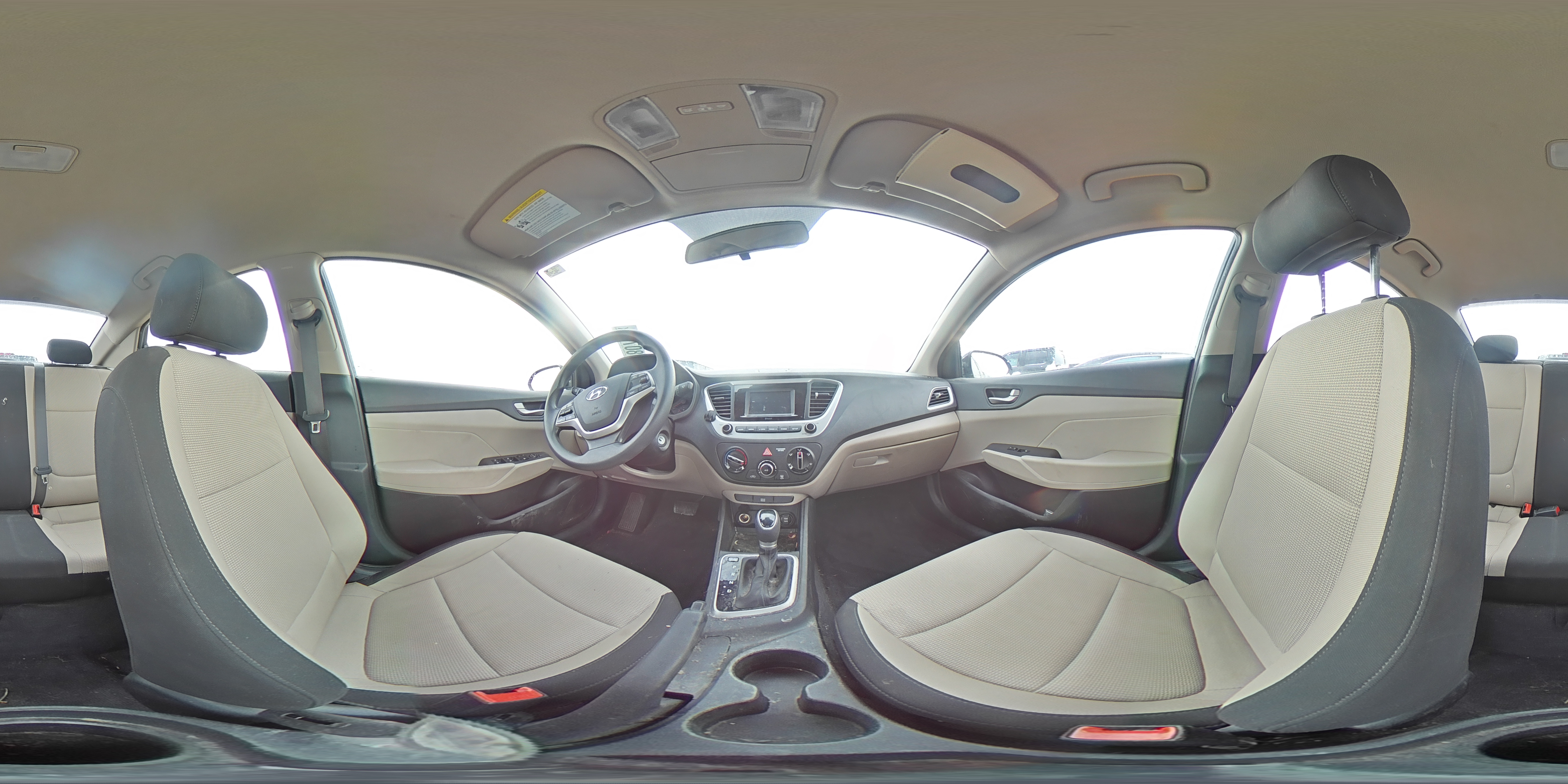 2022 Hyundai Accent - Image 13