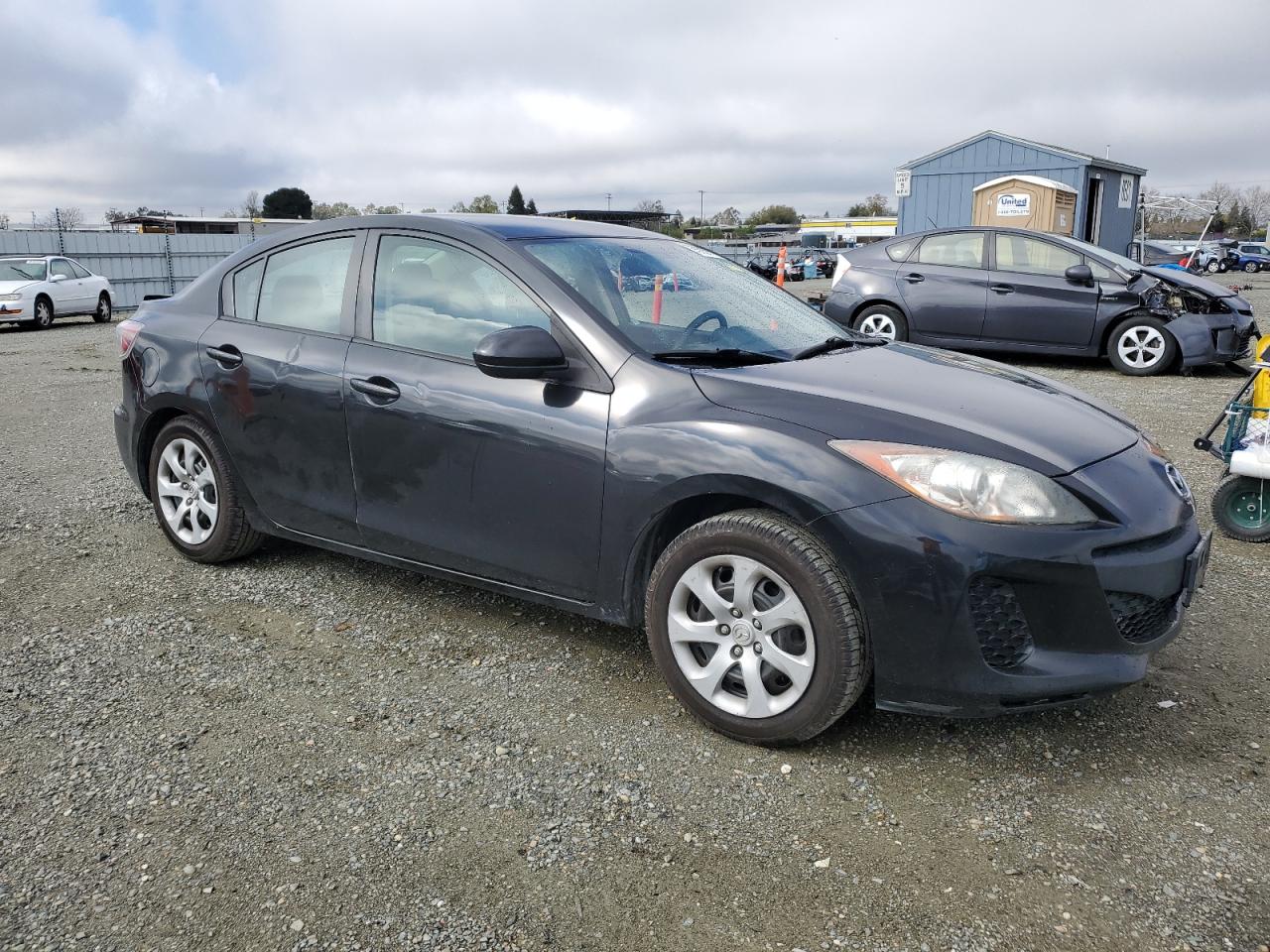 2012 Mazda 3 - Image 4
