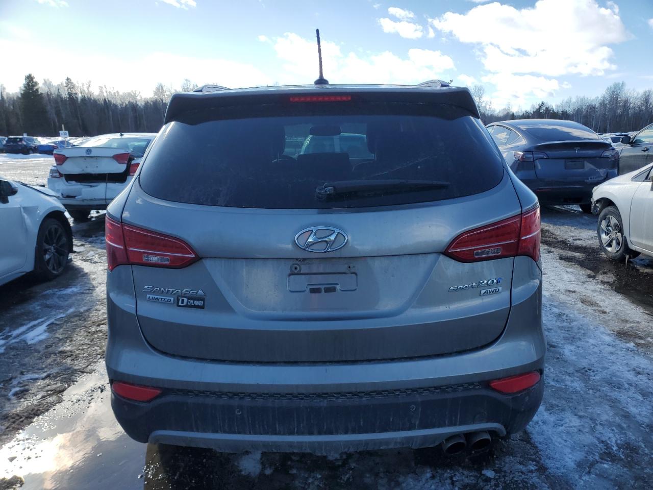 2016 Hyundai Santa Fe - Image 6