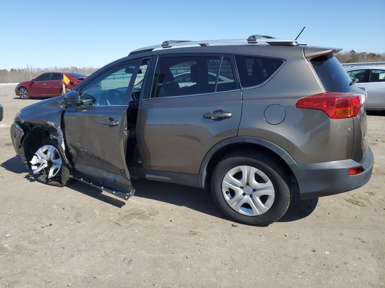 2014 Toyota RAV 4 - Image 2