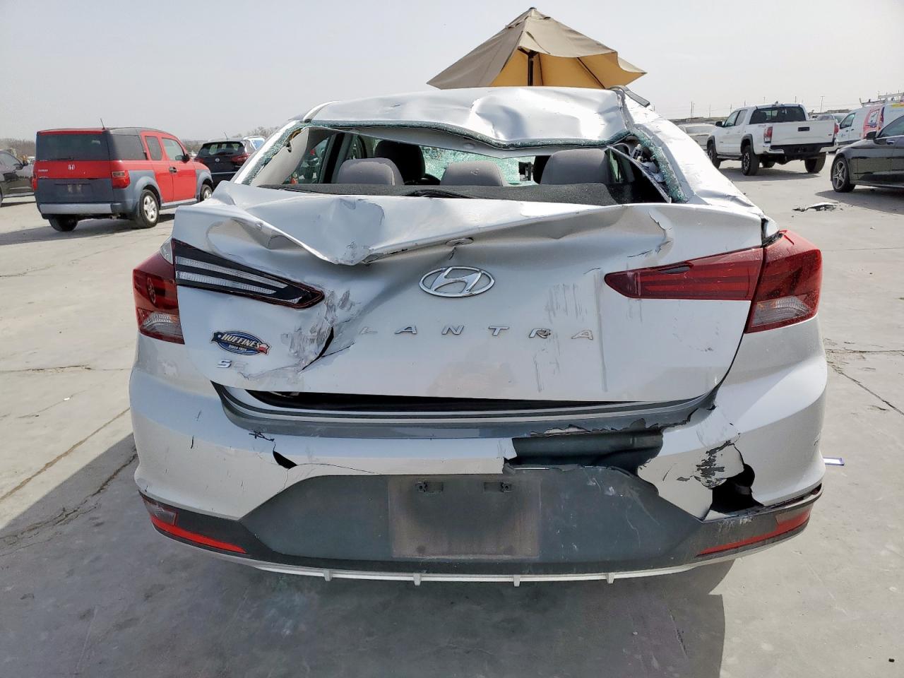 2019 Hyundai Elantra - Image 6