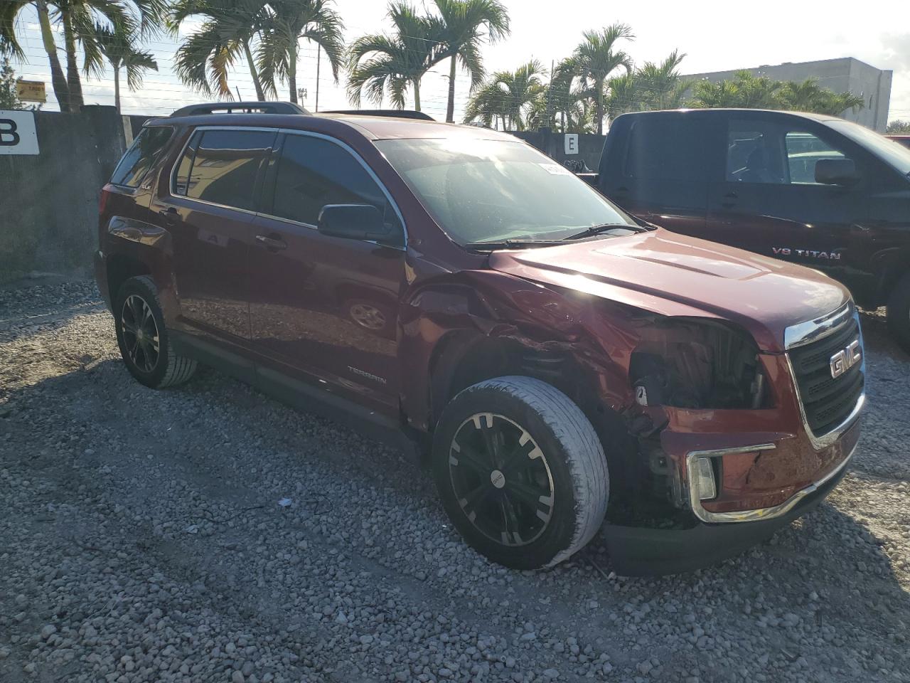 2017 GMC Terrain - Image 4