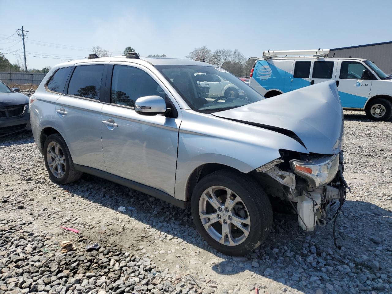 2014 Mitsubishi Outlander - Image 4