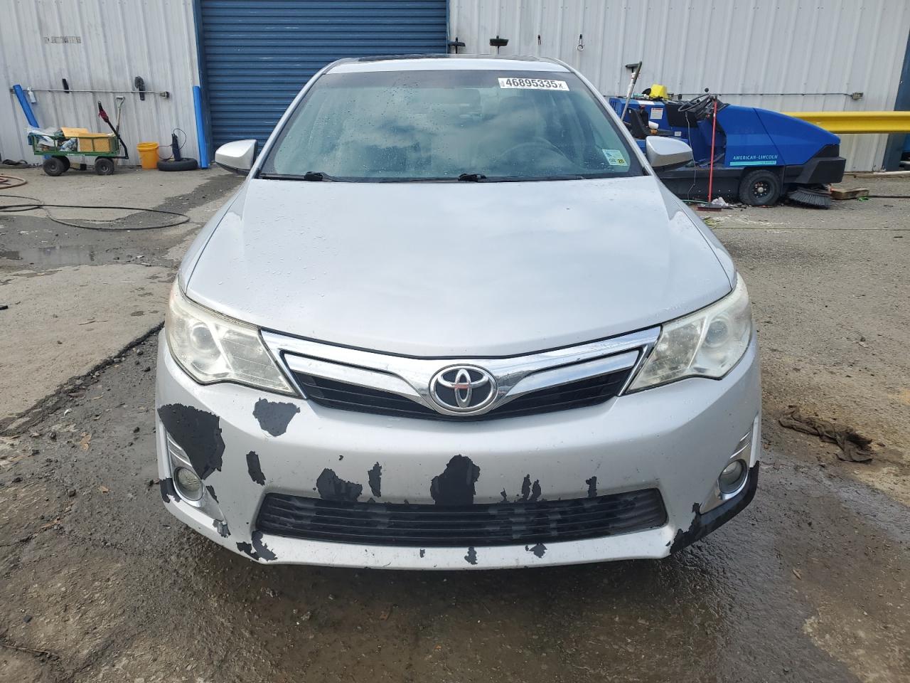 2014 Toyota Camry - Image 5