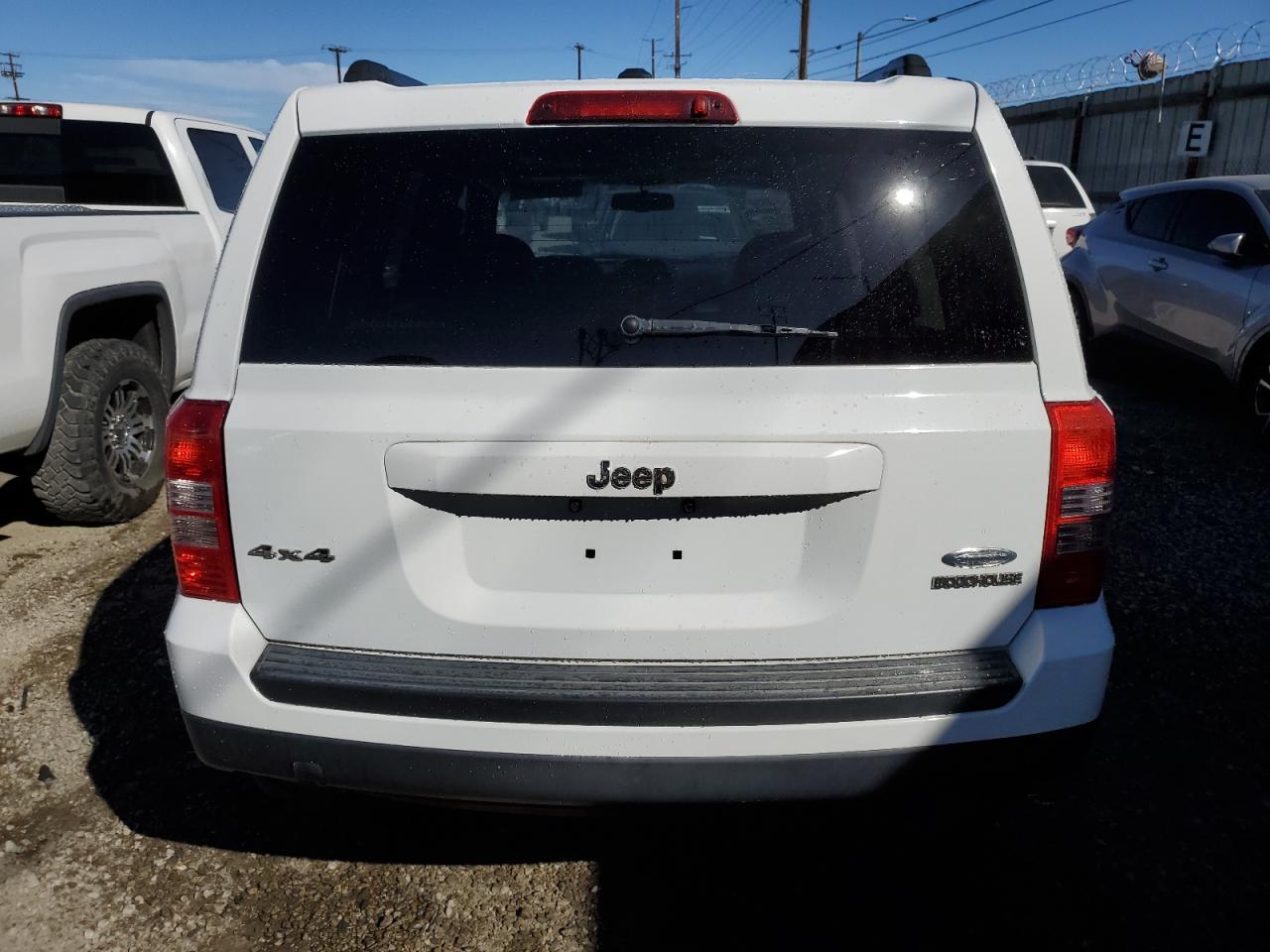 2014 Jeep Liberty (Patriot) - Image 6