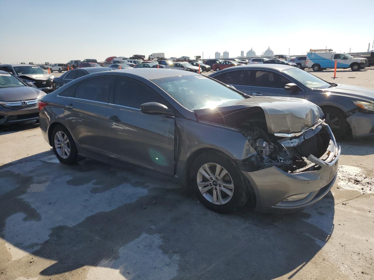 2013 Hyundai Sonata - Image 4