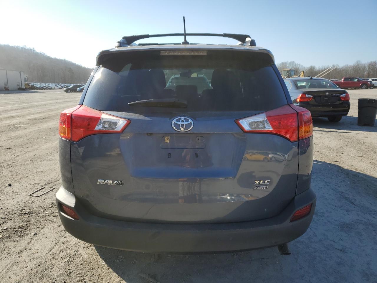 2014 Toyota RAV 4 - Image 6