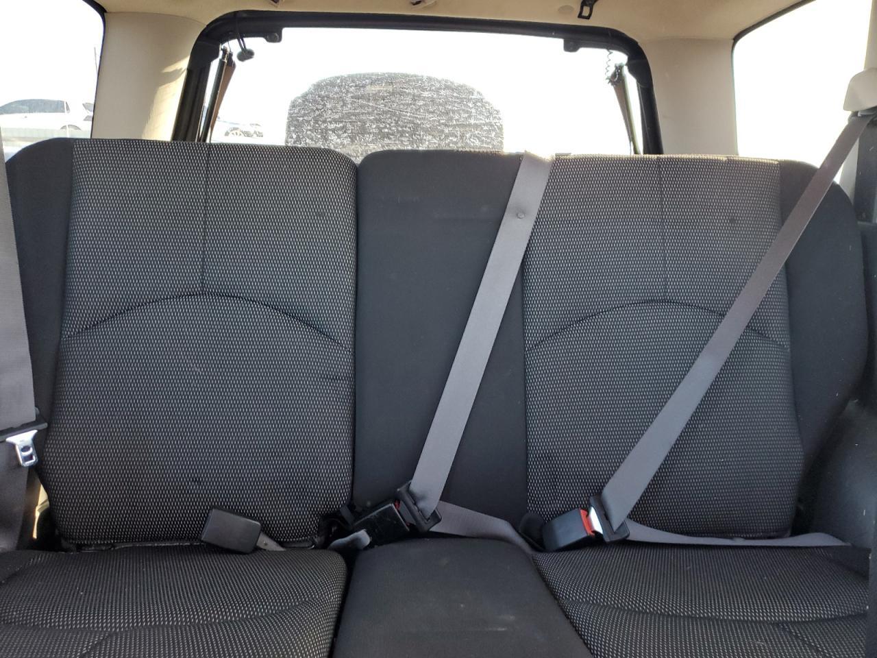 2005 Mazda Tribute S VIN: 4F2YZ941X5KM52100 Lot: 49841115