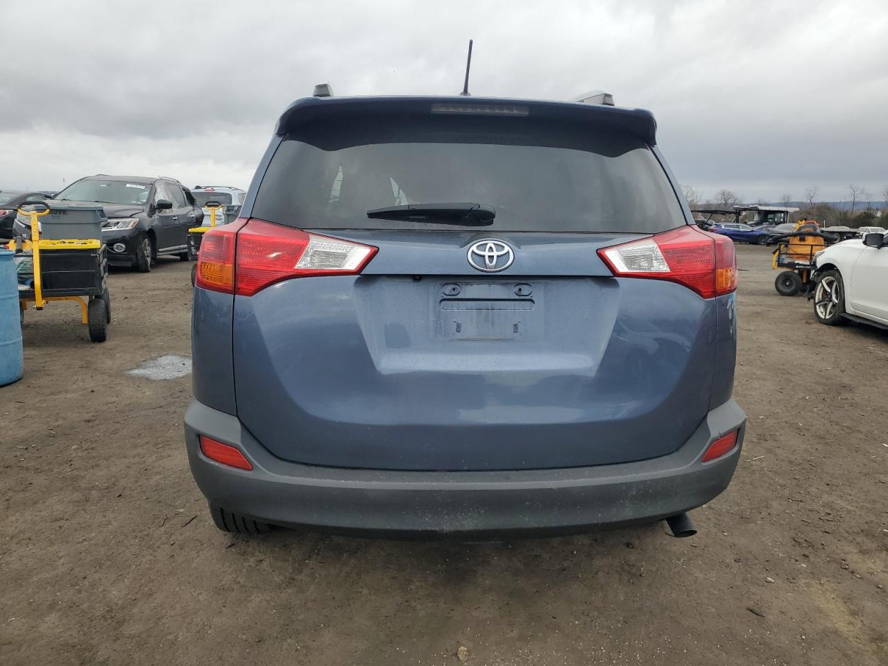 2014 Toyota RAV 4 - Image 6