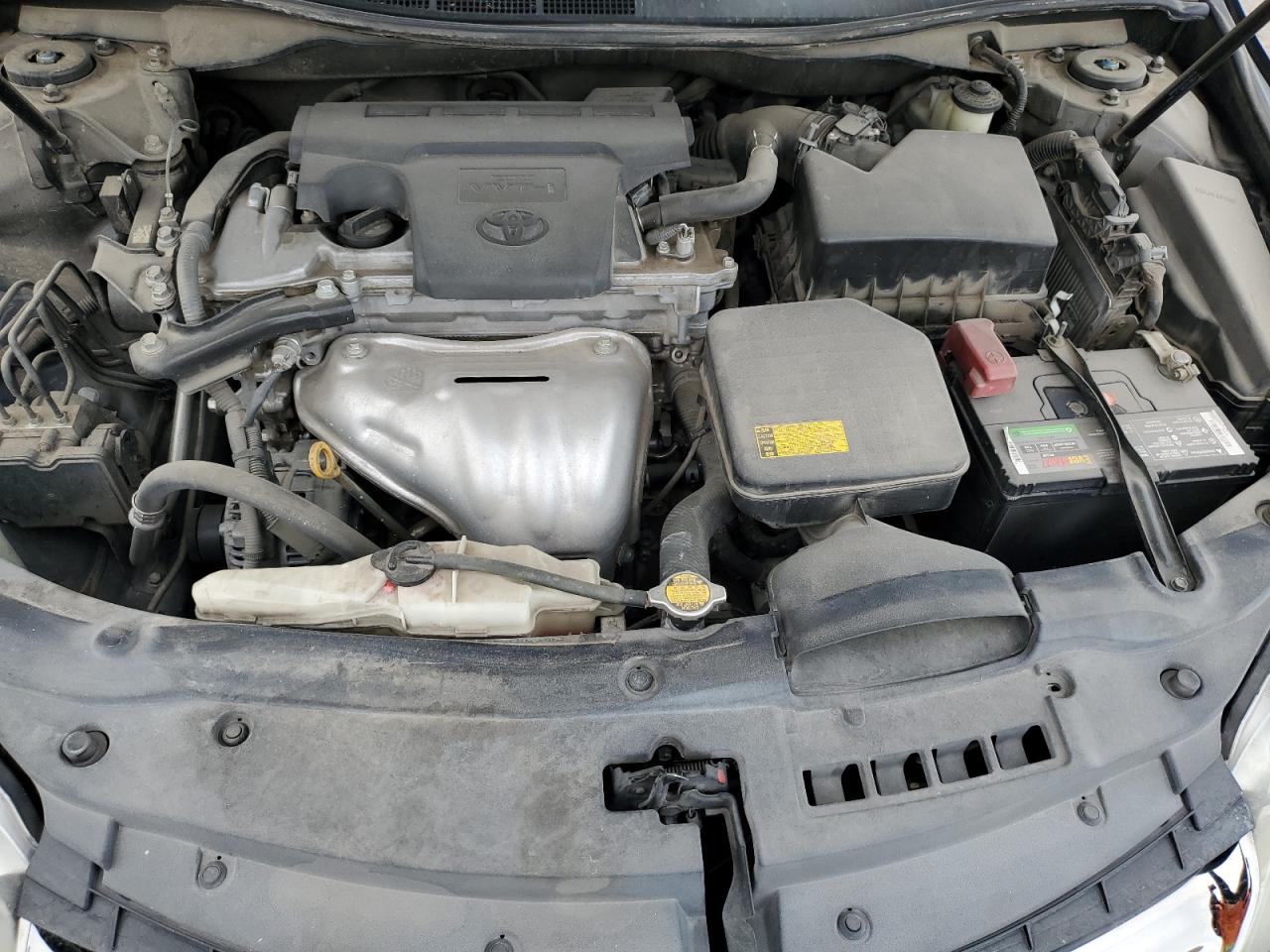 2015 Toyota Camry - Image 11