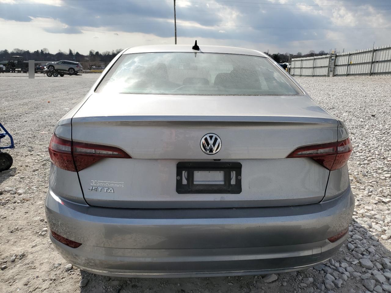 2021 Volkswagen Jetta - Image 6