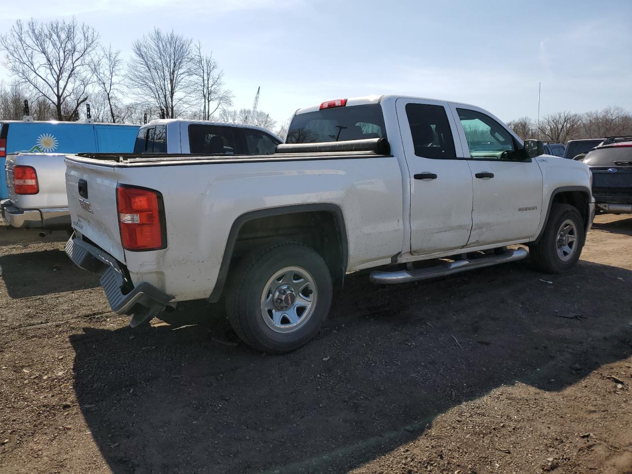 2017 GMC Sierra - Image 3