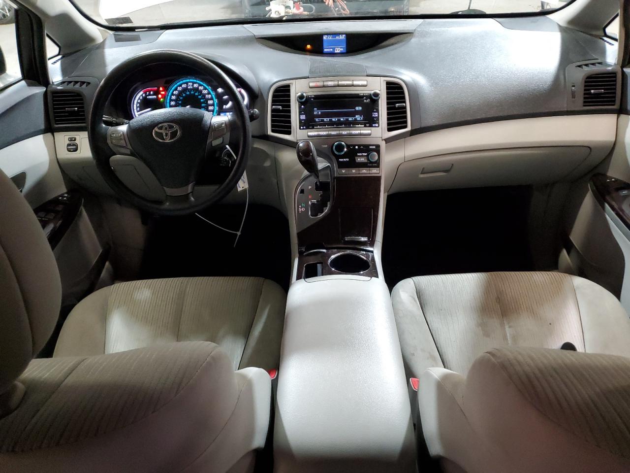 2010 Toyota Venza - Image 8