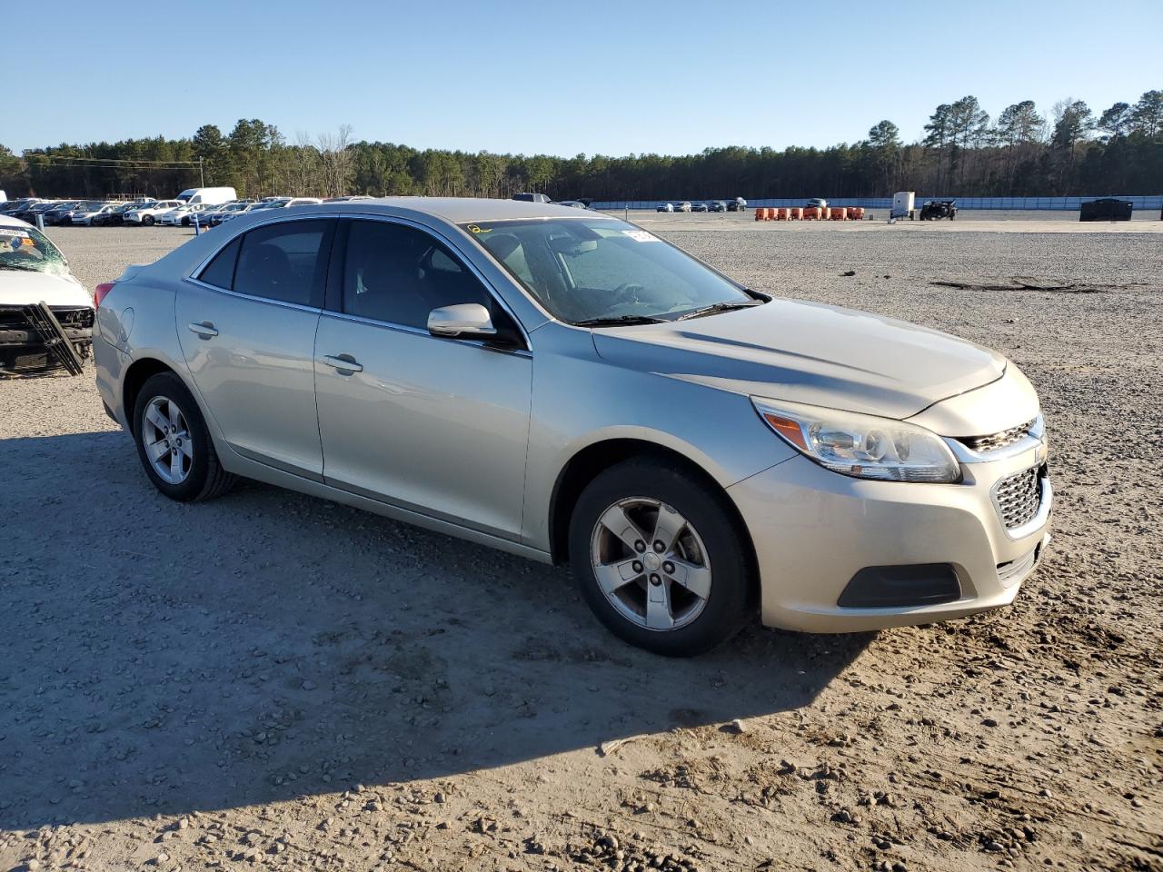 2016 Chevrolet Malibu - Image 4
