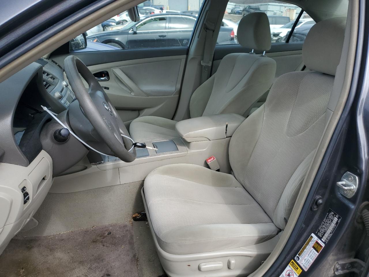 2011 Toyota Camry - Image 7