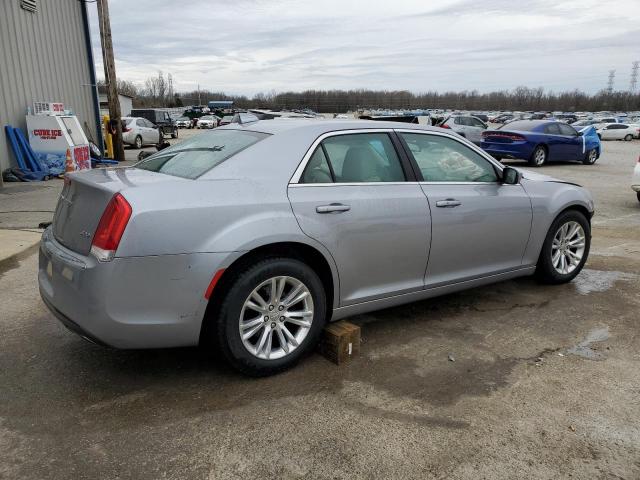  CHRYSLER 300 2017 Srebrny
