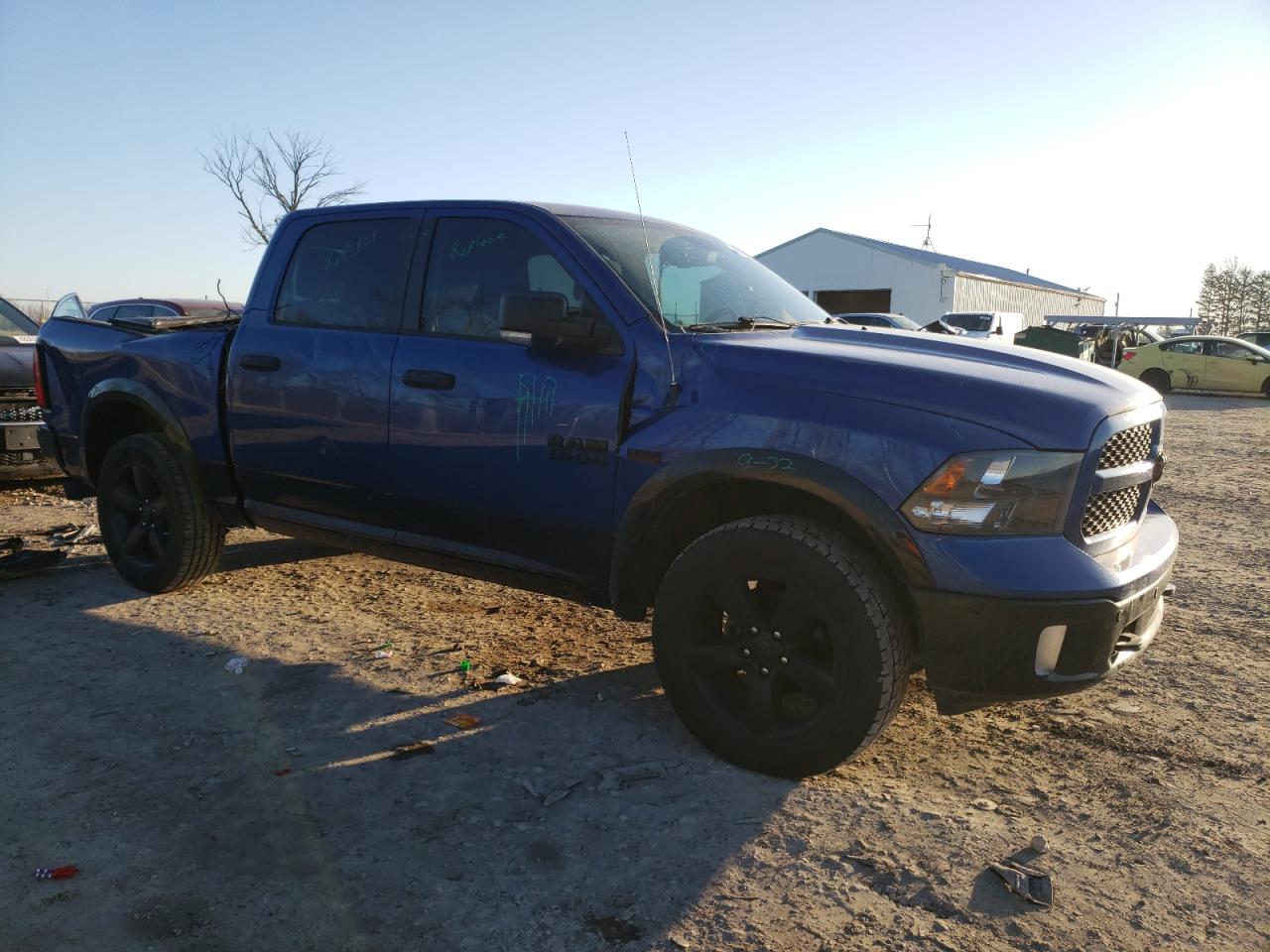 2016 RAM 1500 - Image 4