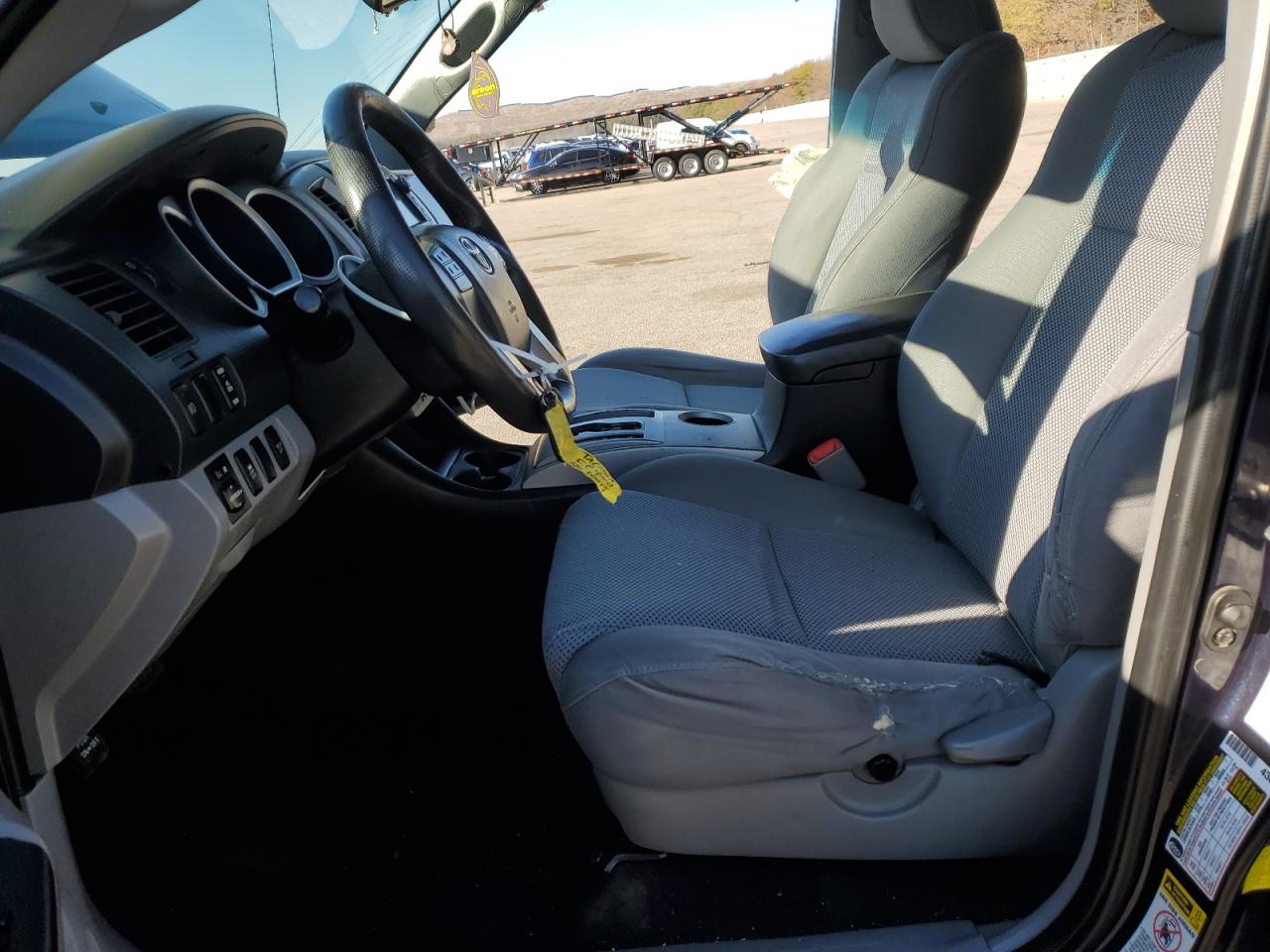 2013 Toyota Tacoma - Image 7