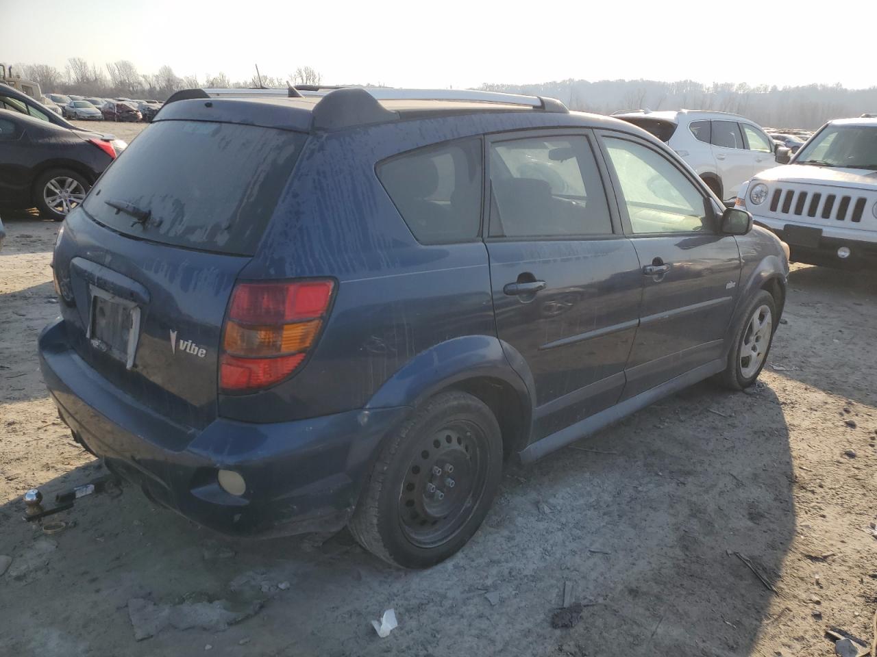 2008 Pontiac Vibe - Image 3