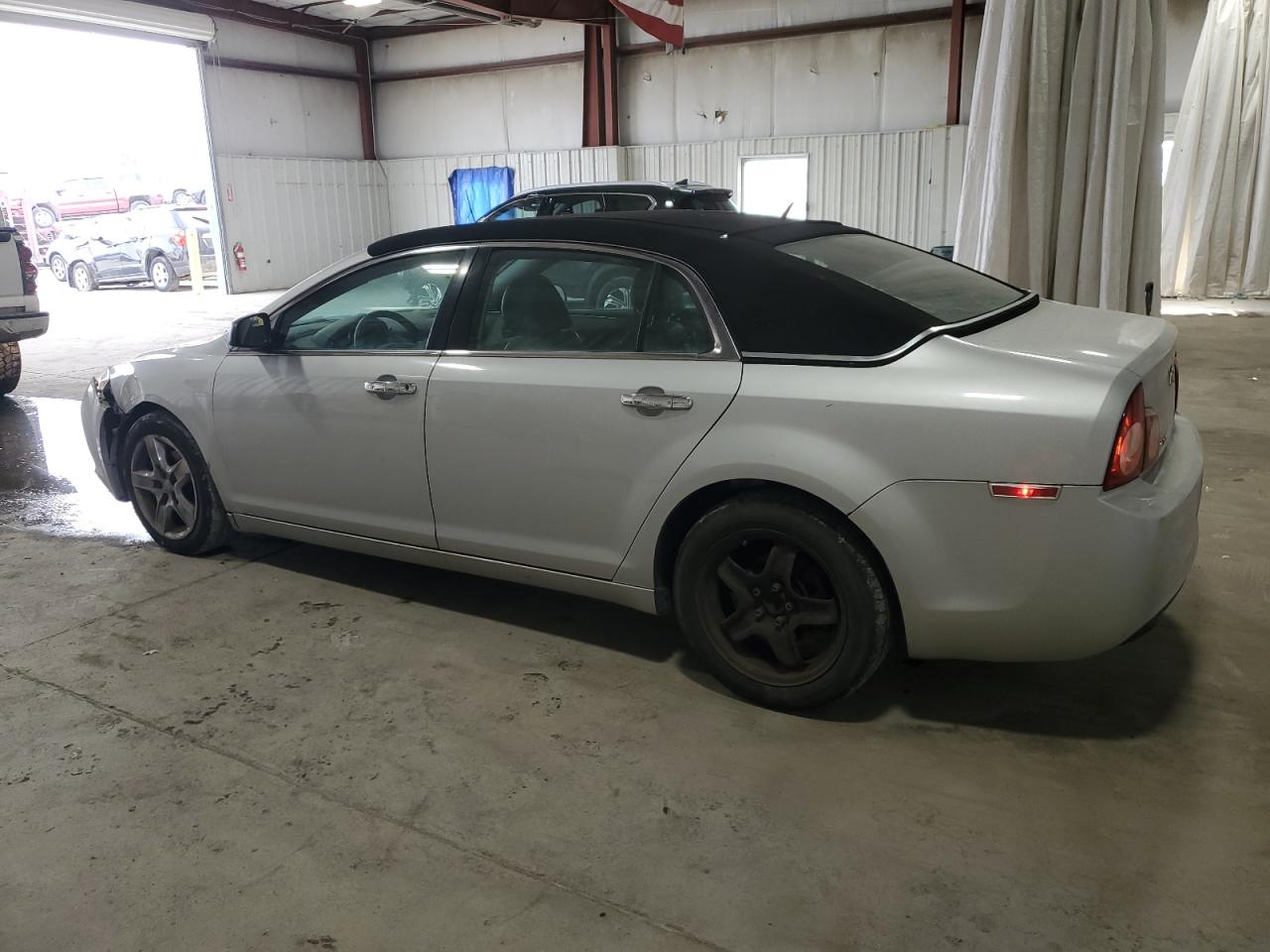 2011 Chevrolet Malibu - Image 2
