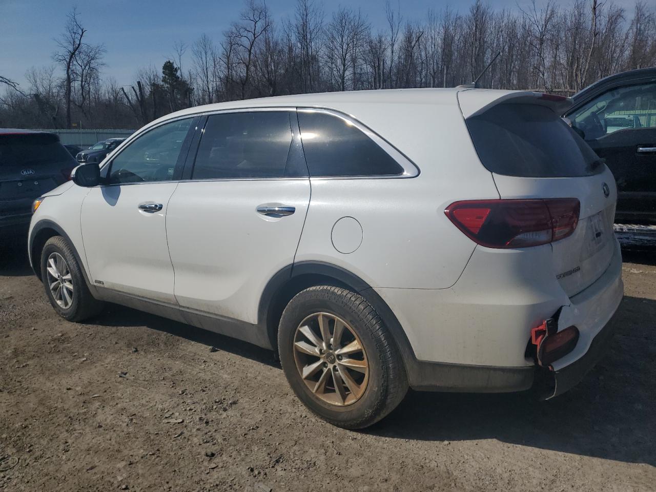 2019 Kia Sorento - Image 2
