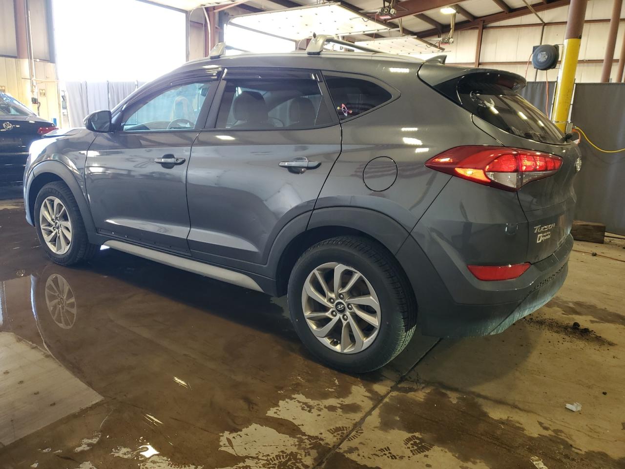 2018 Hyundai Tucson - Image 2