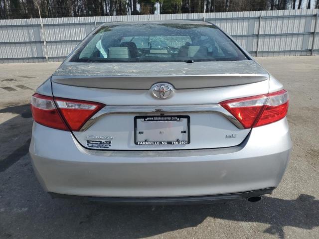  TOYOTA CAMRY 2017 Серебристый