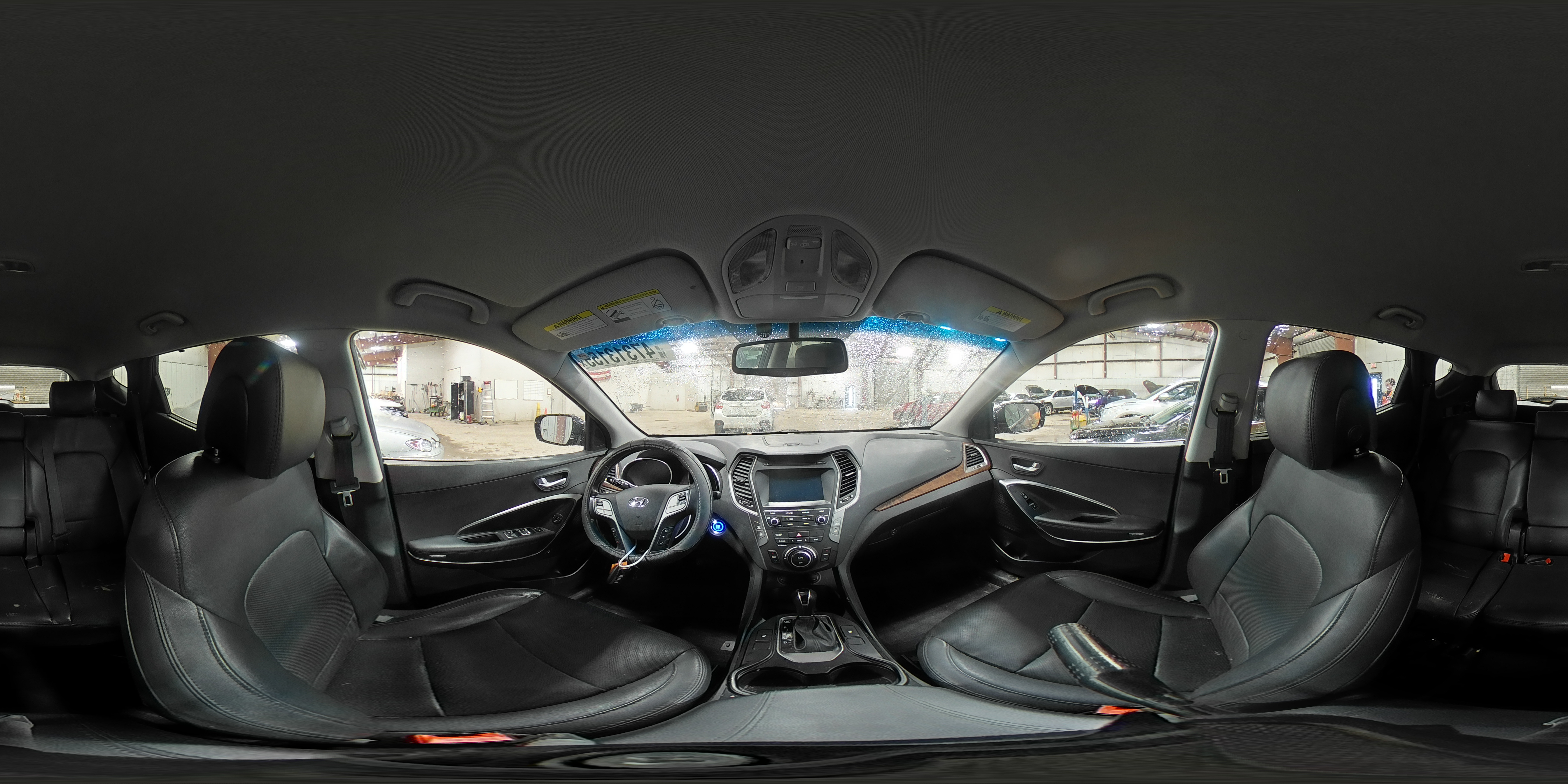 2018 Hyundai Santa Fe - Image 16