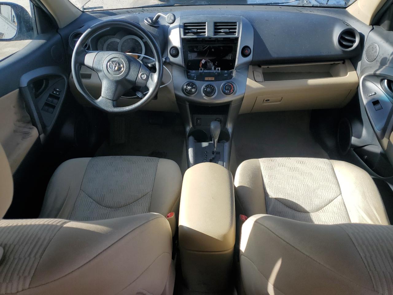 2011 Toyota RAV 4 - Image 8
