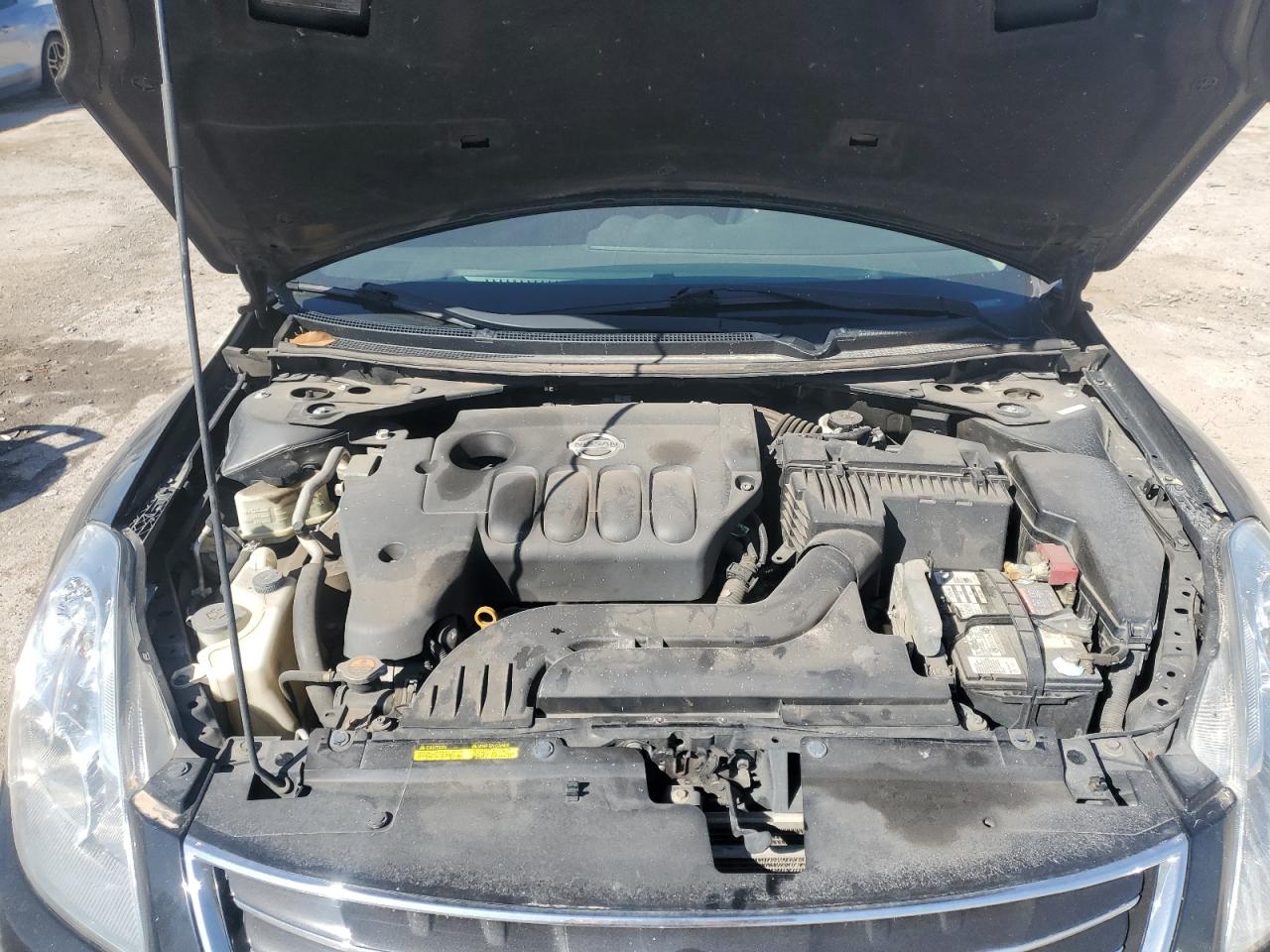 2012 Nissan Altima - Image 11