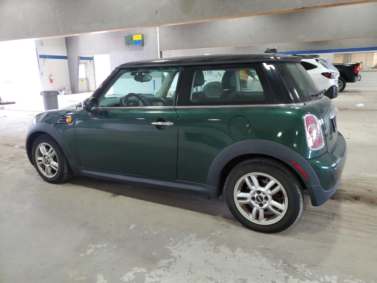 2013 MINI Cooper - Image 2