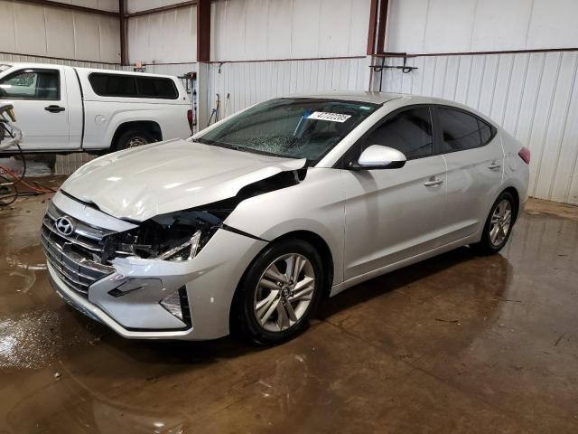  HYUNDAI ELANTRA 2019 Серебристый