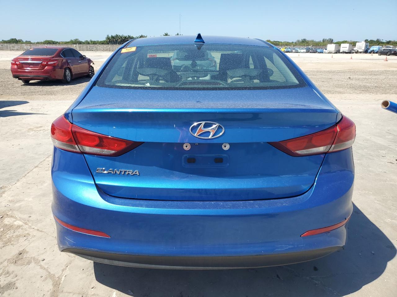 2017 Hyundai Elantra - Image 6