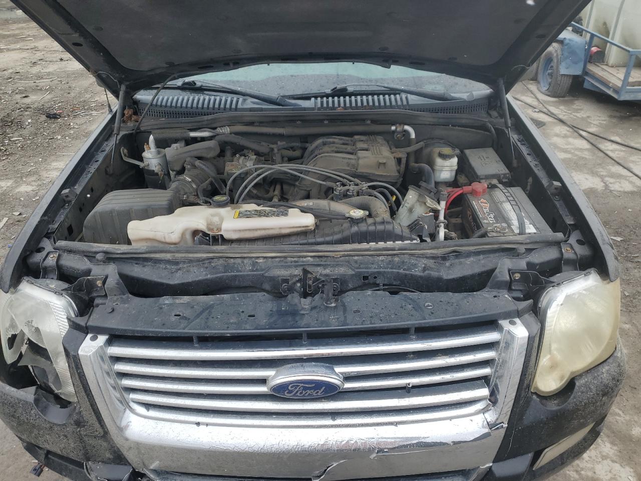 2009 Ford Explorer - Image 12