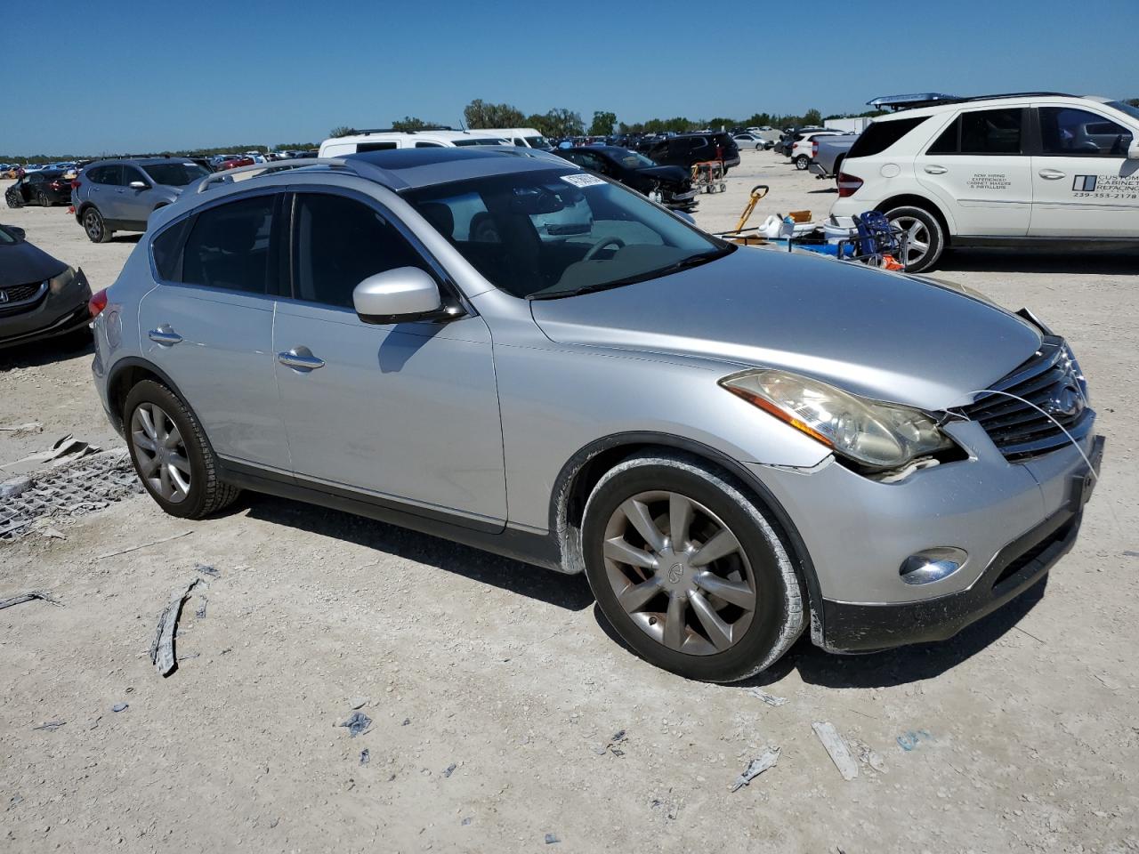 2010 Infiniti EX - Image 4