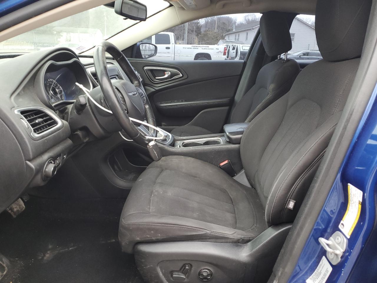 2015 Chrysler 200 - Image 7