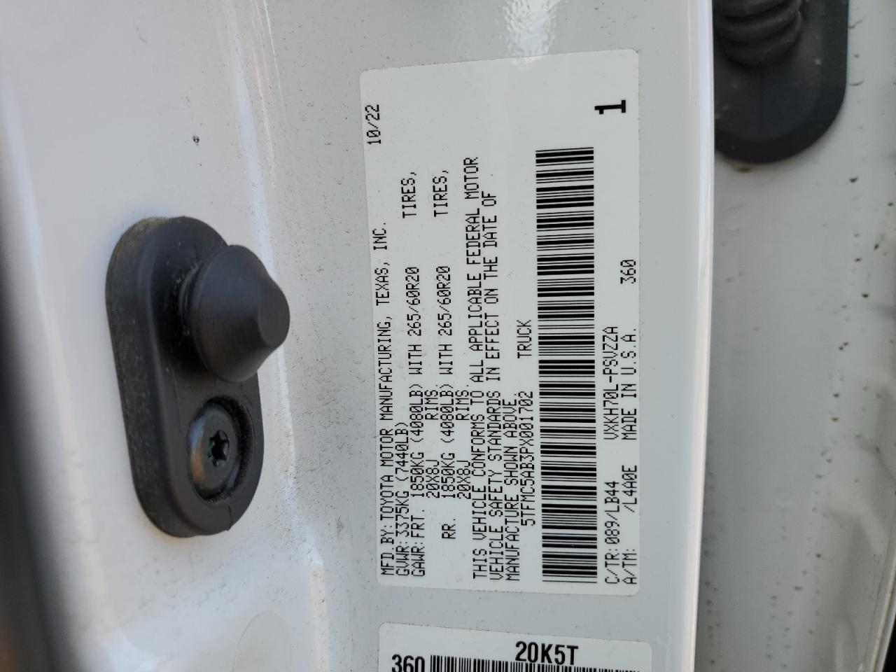 2023 Toyota Tundra - Image 13