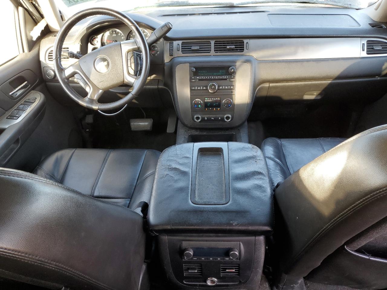 2007 Chevrolet Avalanche - Image 8