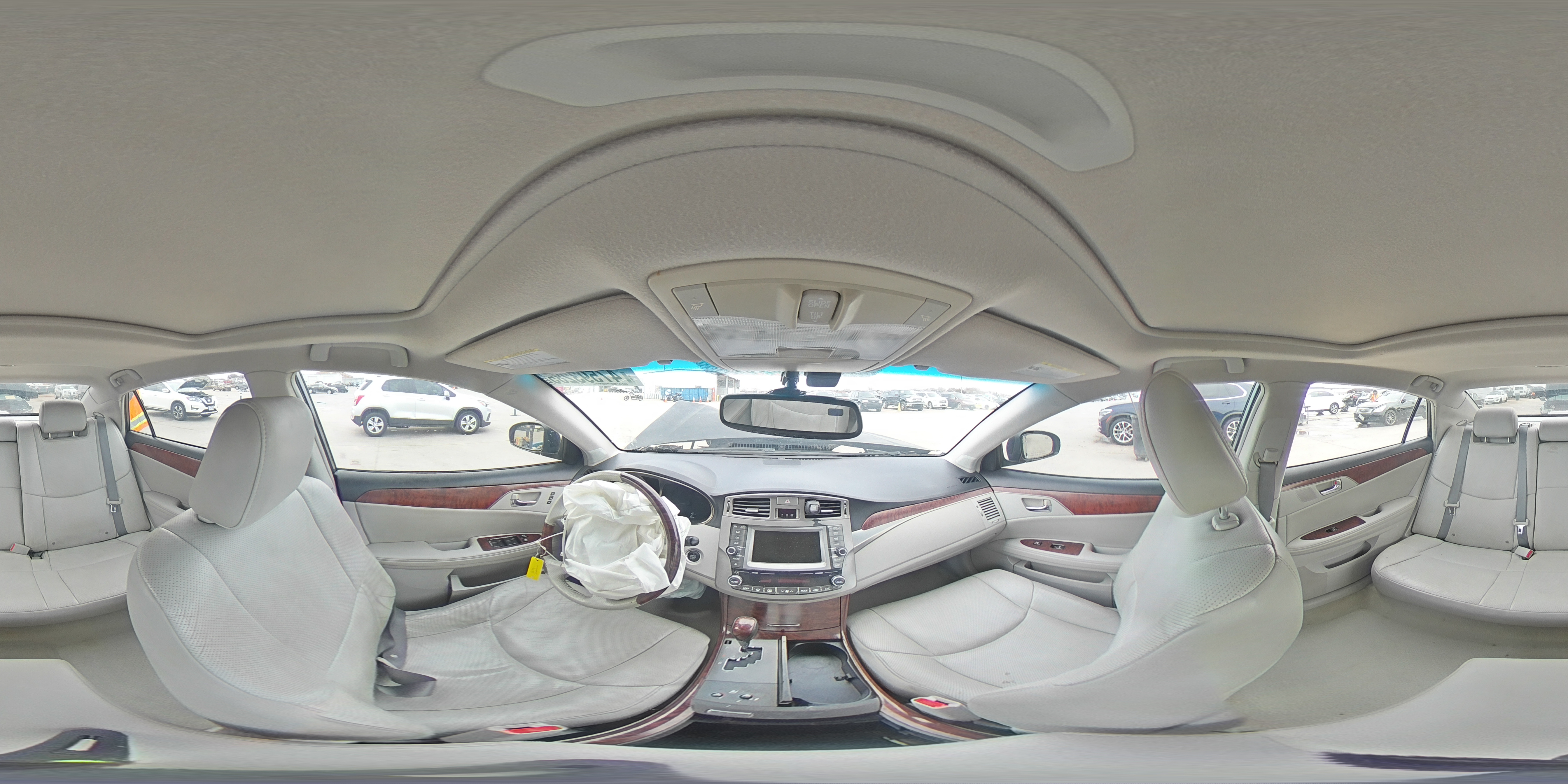 2012 Toyota Avalon - Image 15