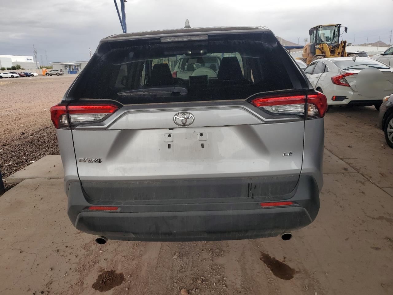 2024 Toyota RAV 4 - Image 6