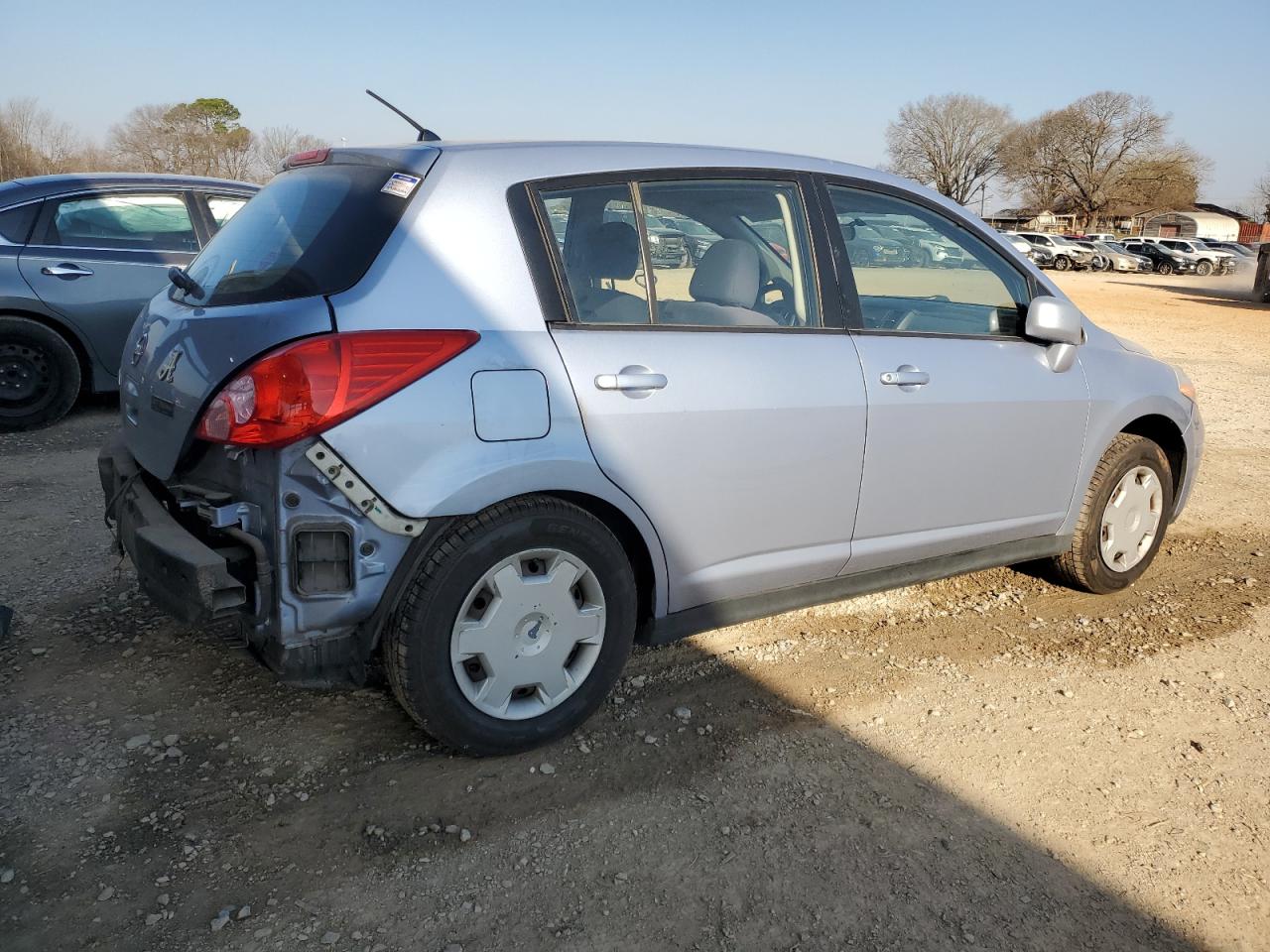 2009 Nissan Versa - Image 3