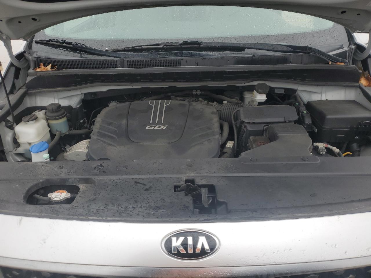 2017 Kia Sedona - Image 12
